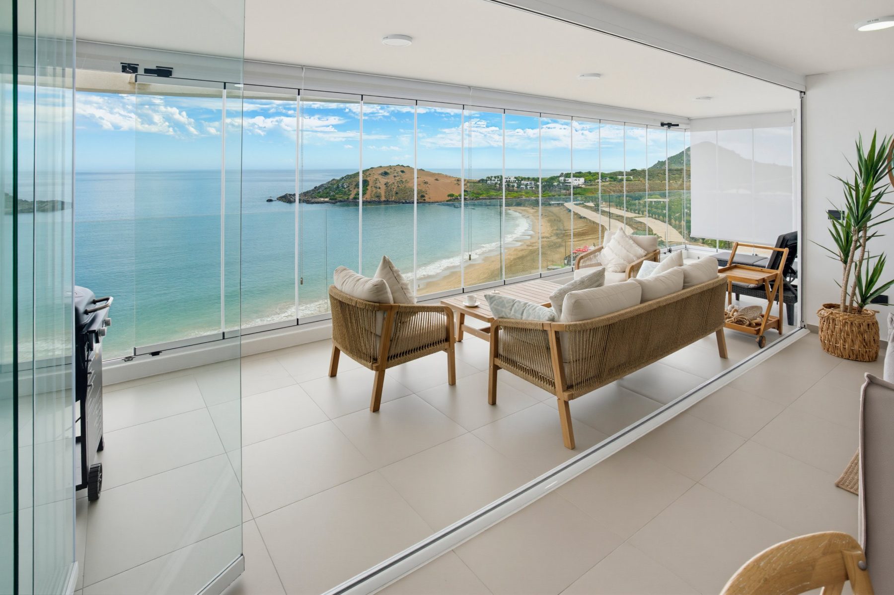 Terraza con vista a la bahía